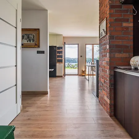 Casa vacanze Dom W Chmielnie Na Wzgorzu *