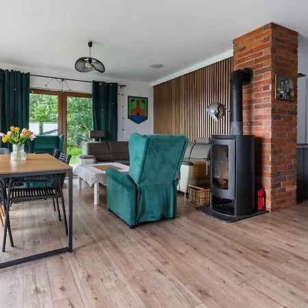 Dom W Chmielnie Na Wzgórzu Chmielno