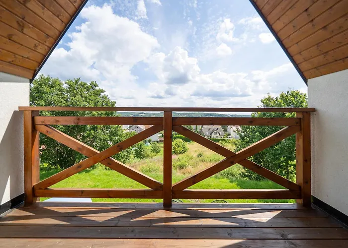 Dom W Chmielnie Na Wzgorzu