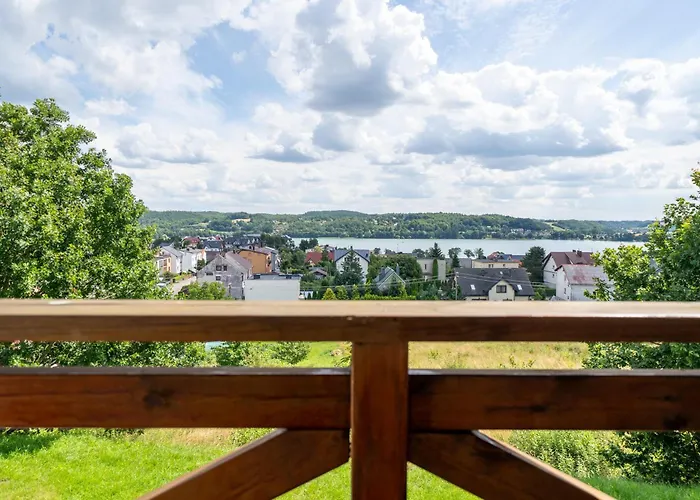 Dom W Chmielnie Na Wzgorzu