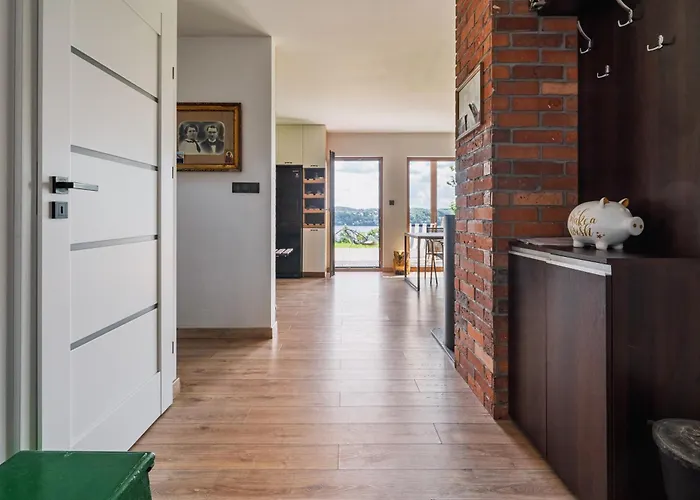 Semesterbostad Dom W Chmielnie Na Wzgorzu *