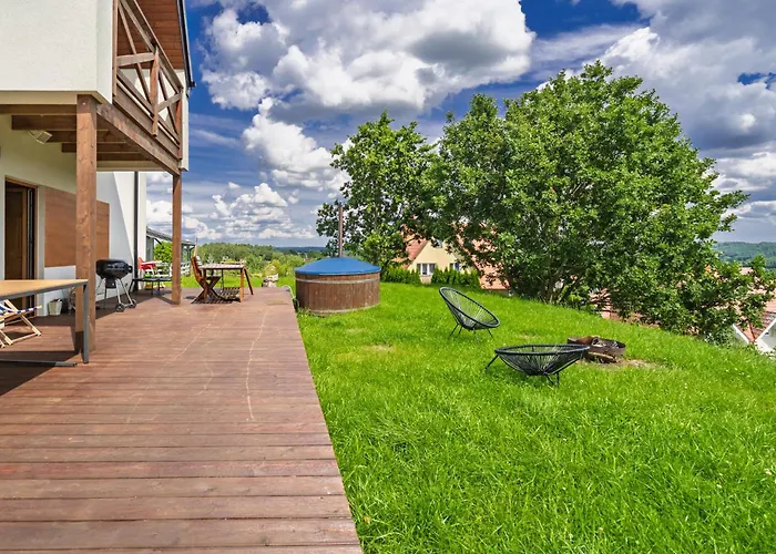 Dom W Chmielnie Na Wzgorzu Semesterbostad *